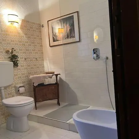 Apartment Casetta In Campagna Di Marilou Maracalagonis